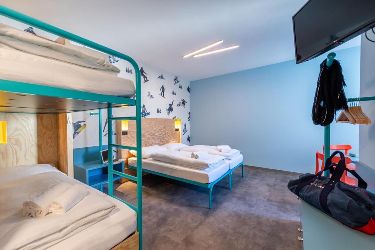 Meininger Hotel Innsbruck Zentrum Esterno foto