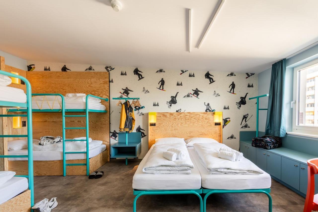 Meininger Hotel Innsbruck Zentrum Esterno foto