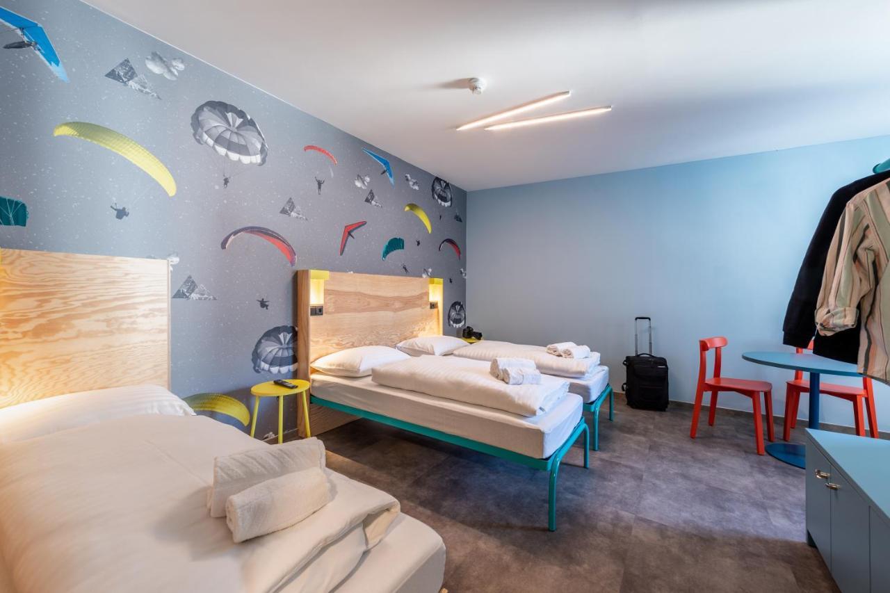 Meininger Hotel Innsbruck Zentrum Esterno foto