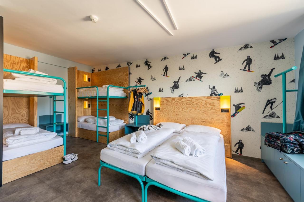 Meininger Hotel Innsbruck Zentrum Esterno foto