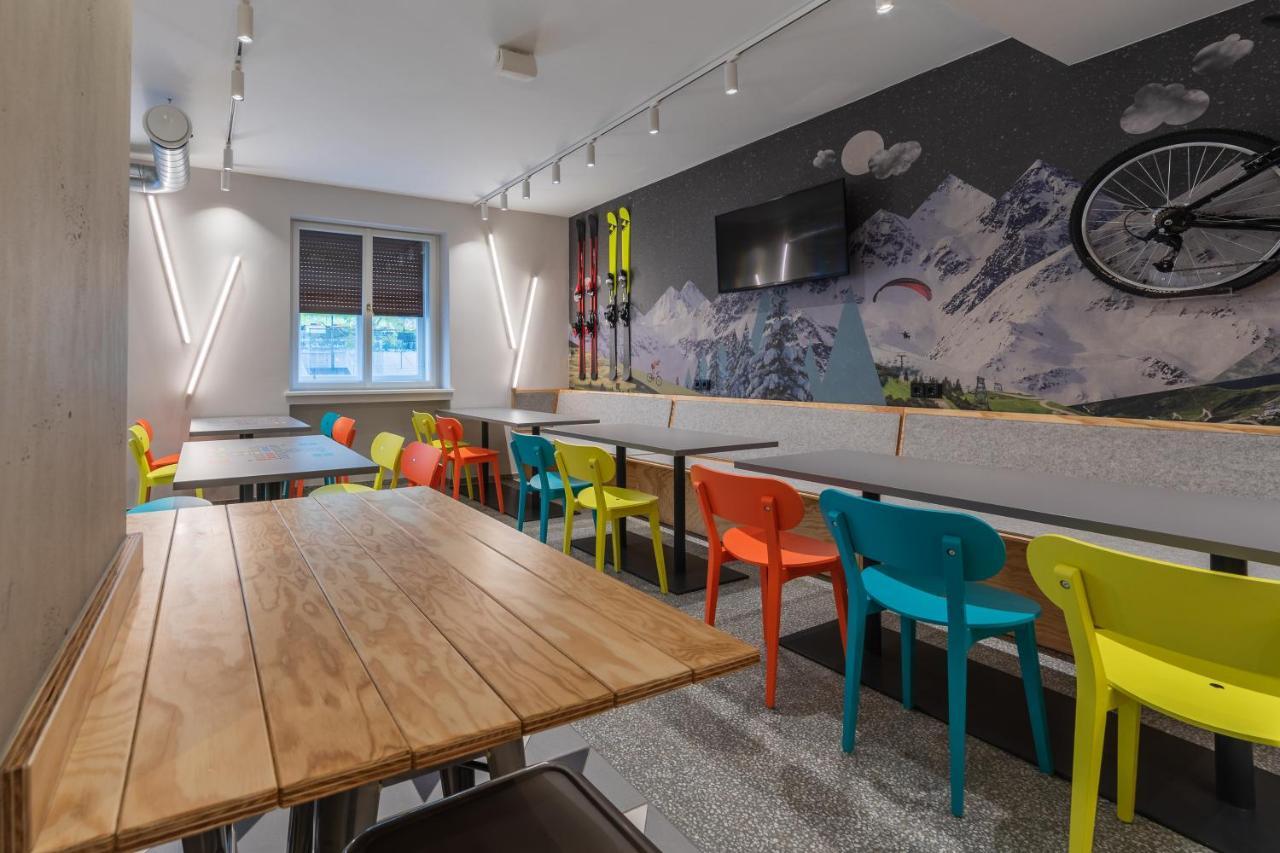 Meininger Hotel Innsbruck Zentrum Esterno foto